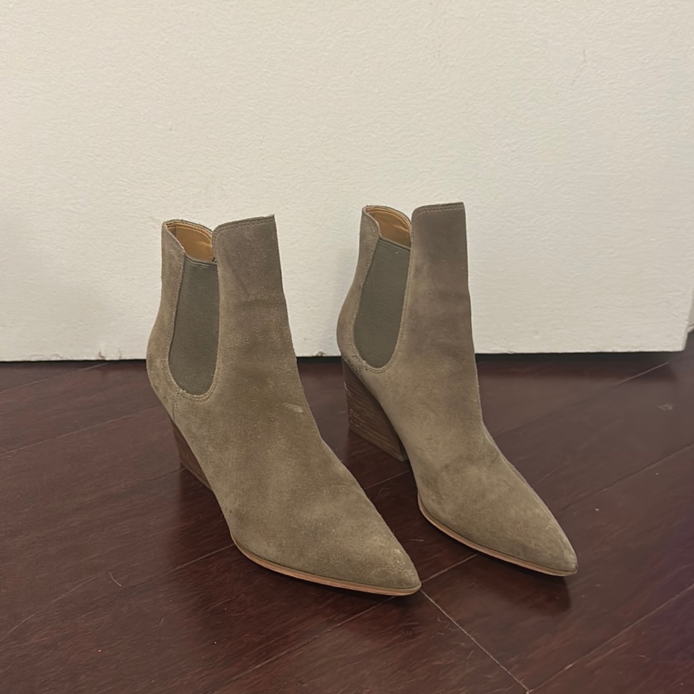 Kendall & Kylie Finley Suede Booties